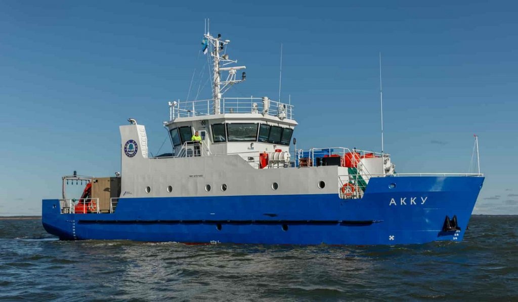 'Akku' research vessel.jpg